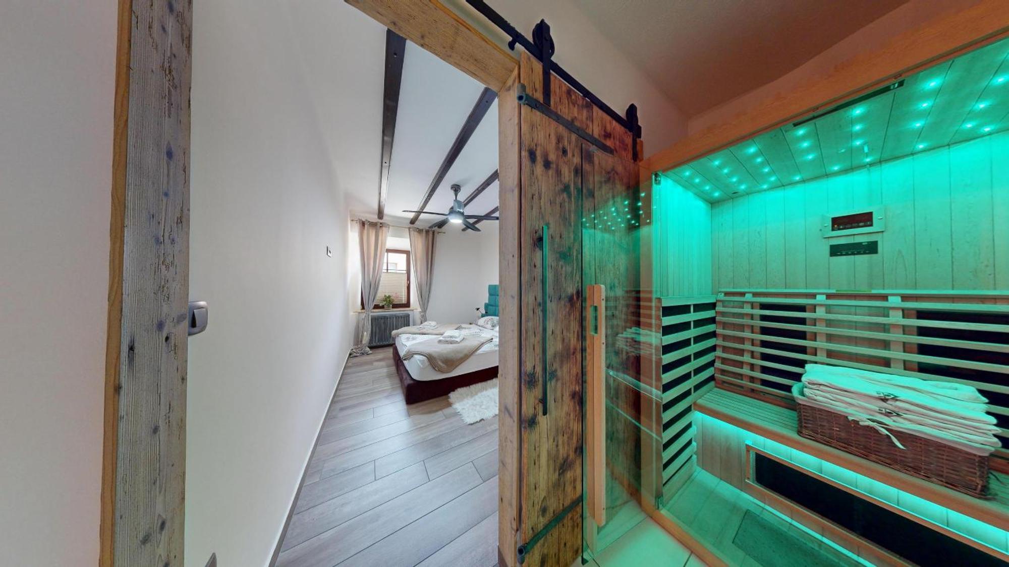 Resort Hisa Ida - Apartments With Hot Tub And Sauna Ivancna Gorica Room photo
