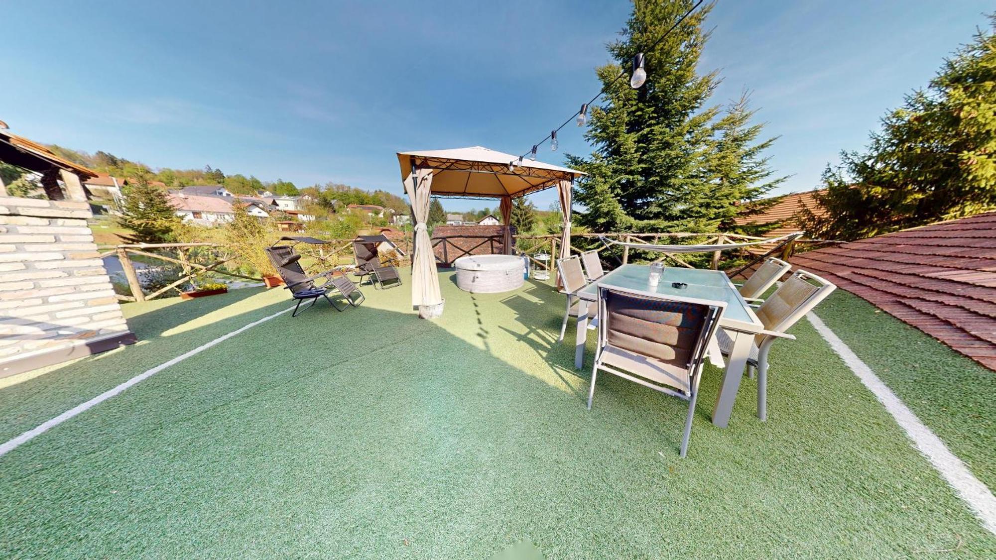 Resort Hisa Ida - Apartments With Hot Tub And Sauna Ivancna Gorica Exterior photo